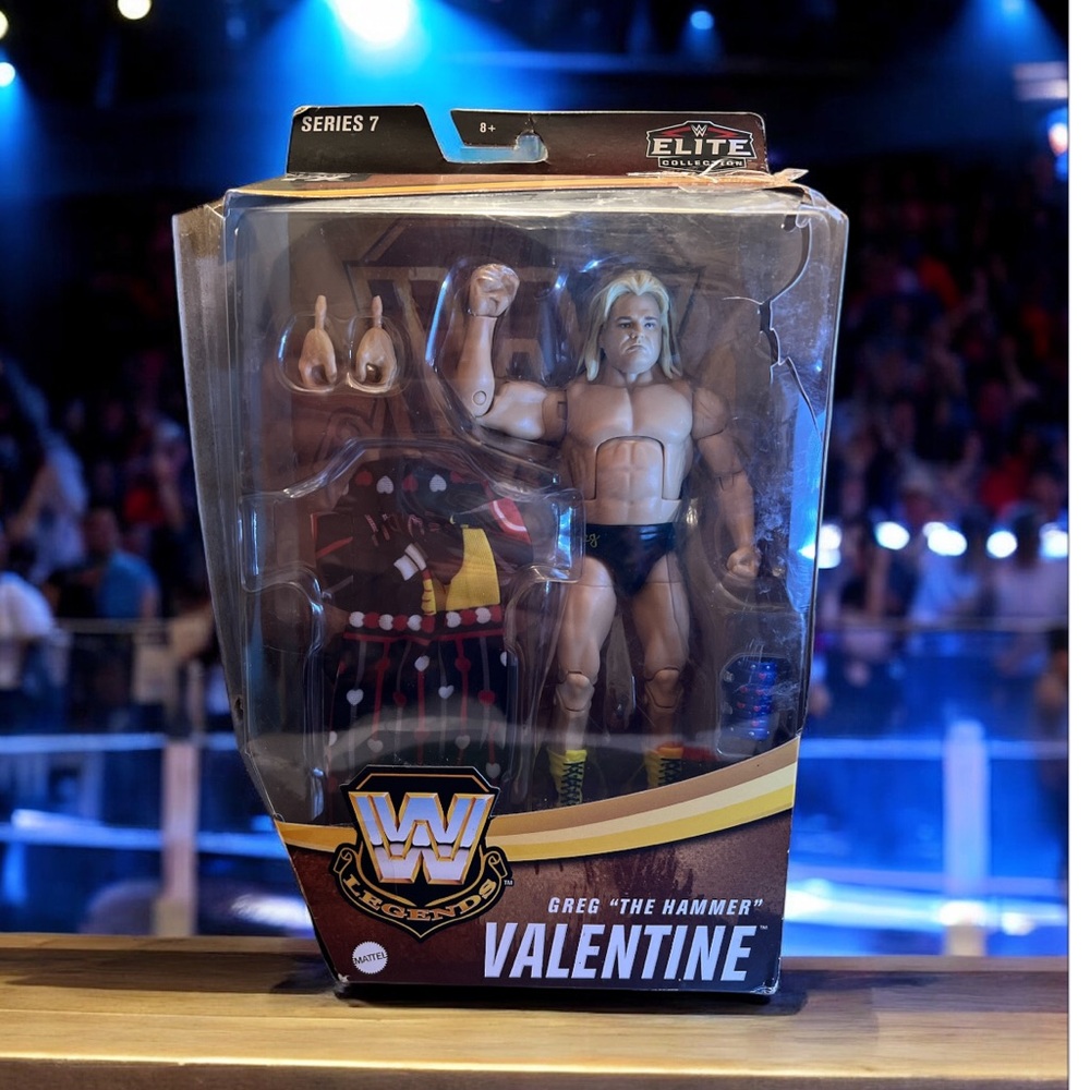 WWE‎ Elite Legends Series 7 Greg “The Hammer” Valentine Figure Box Damage